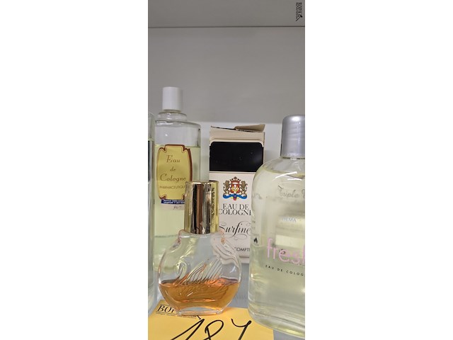 Lot 187 - lot parfums/eu de toilette volle en aangebroken - afbeelding 3 van  5