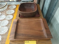 Lot 187 - vintage houten schalen. 3 stuks