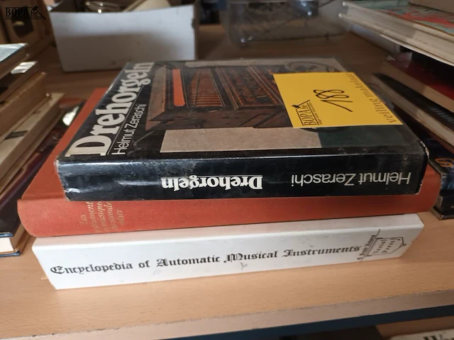 Lot 188 - boeken over muziekinstrumenten. 3 stuks - afbeelding 2 van  8