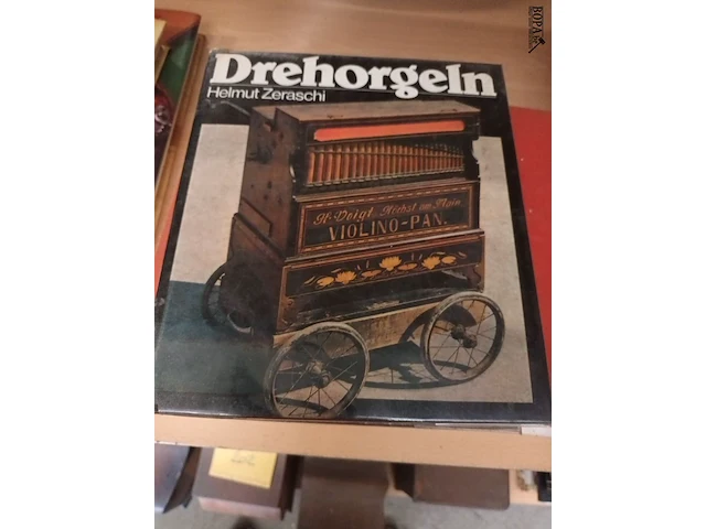 Lot 188 - boeken over muziekinstrumenten. 3 stuks - afbeelding 3 van  8