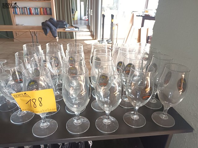 Lot 188 - diverse glazen - afbeelding 3 van  3