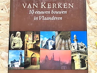 Lot 188 - landschap van kerken 10 eeuwen bouwen in vlaanderen - afbeelding 1 van  7