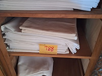 Lot 188 - tafellinnen - afbeelding 1 van  3