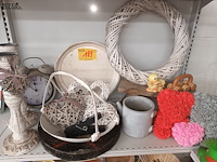Lot 189 - decoratie - 16 stuks - afbeelding 1 van  5
