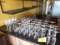 Lot 189 - diverse wijnglazen - afbeelding 2 van  3