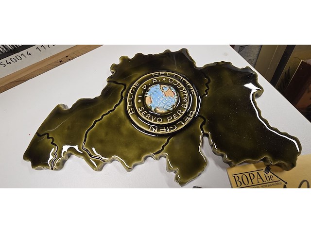 Lot 189 - ipa belgië en ipa texas stenen aandenkens - afbeelding 2 van  3