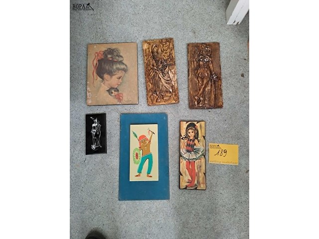Lot 189 - vintage en retro muurdecoraties - afbeelding 1 van  3