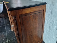 Lot 19 - antieke houten kast - afbeelding 3 van  5