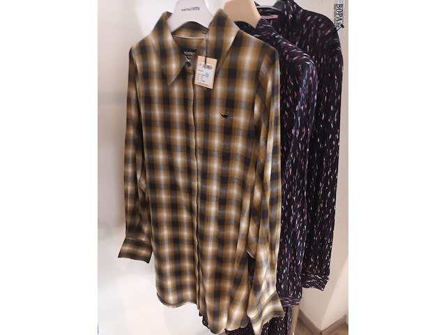 Lot 19 - blouses en kleedjes maat 38. 5 stuks - afbeelding 4 van  5
