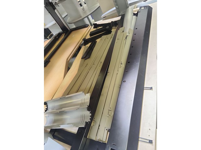 Lot 19 - burelen - 3 stuks - afbeelding 3 van  4