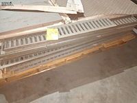 Lot 19 - gootroosters. 10 stuks - afbeelding 2 van  3