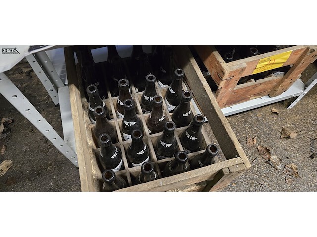 Lot 19 - houten bierbakken oude piro 2 bakken - afbeelding 2 van  4