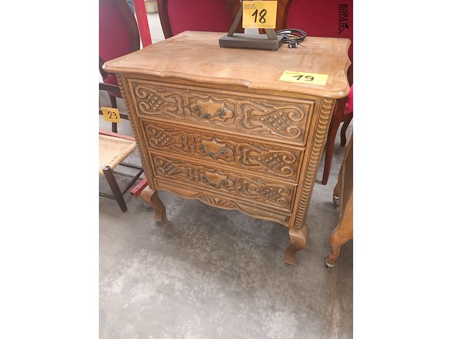 Lot 19 - ladekastje - afbeelding 1 van  4