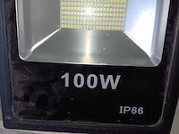 Lot 19 - ledstralers - 3 stuks - afbeelding 3 van  3