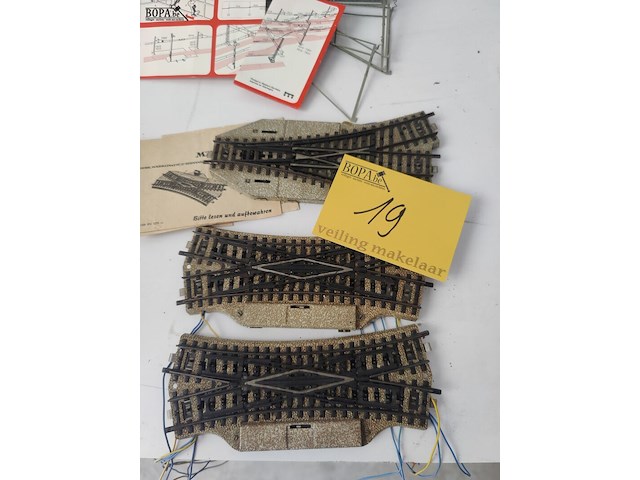 Lot 19 - märklin wissels - 3 stuks - afbeelding 1 van  3