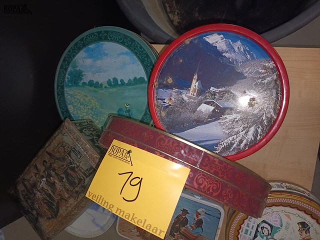 Lot 19 - oude blikken dozen. 7 stuks - afbeelding 3 van  3