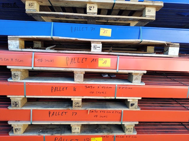 Lot 19 - palletstelling met 16 staanders - afbeelding 3 van  4