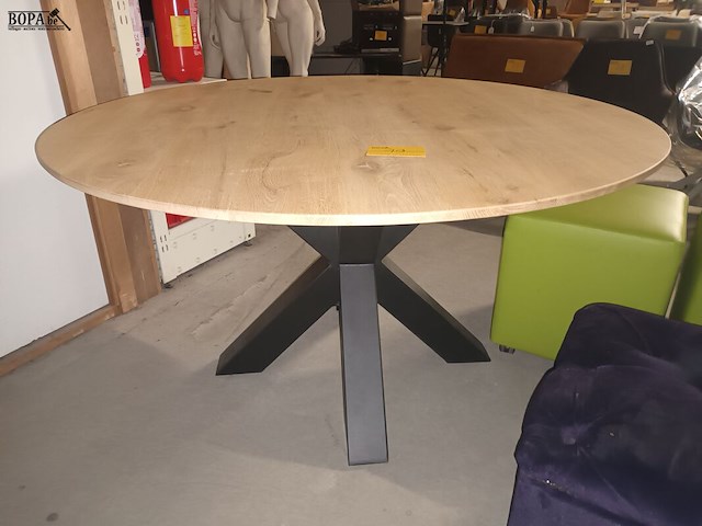 Lot 19 - ronde eettafel - afbeelding 1 van  3