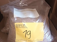 Lot 19 - rookmot steeneik 1 kg. 19 stuks - afbeelding 3 van  3