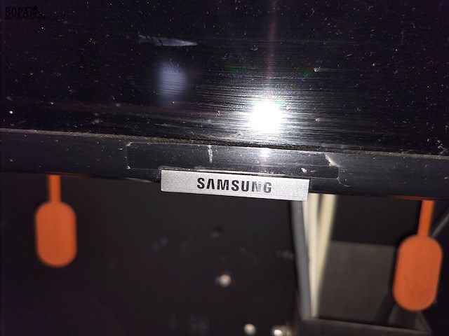 Lot 19 - samsung televisie - afbeelding 2 van  3