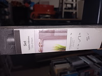 Lot 19 - uitschuifbare gordijnroede - afbeelding 2 van  4