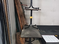 Lot 19 - vierkante terrastafel. 4 stuks