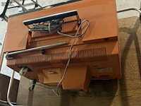 Lot 19 - vintage draagbare crt televisie '70 - afbeelding 3 van  3