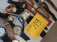 Lot 19 - vintage horloges. 15 stuks