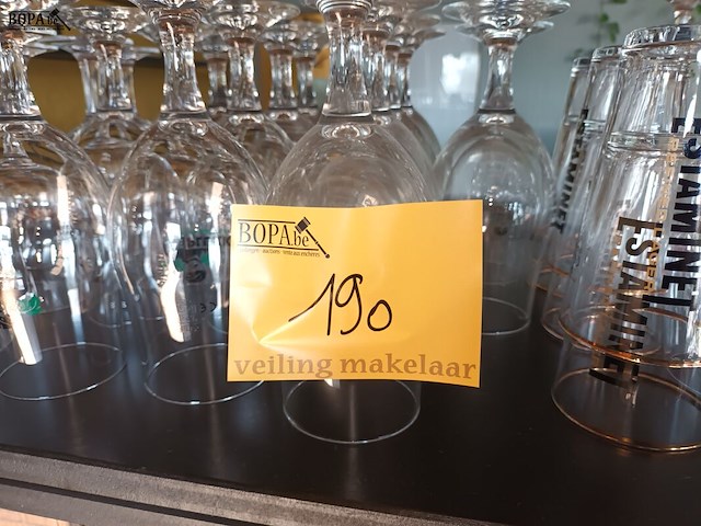 Lot 190 - diverse bierglazen - afbeelding 5 van  5