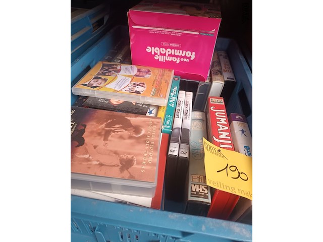 Lot 190 - dvd’s en videocassettes - afbeelding 1 van  4
