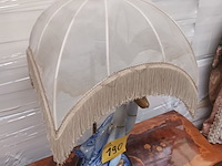 Lot 190 - lampedaire met eenden in porselein - afbeelding 2 van  5