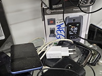 Lot 190 - lot gsm's, powerstations,oortjes…. - afbeelding 5 van  6