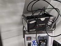 Lot 190 - lot gsm's, powerstations,oortjes…. - afbeelding 6 van  6