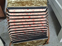 Lot 190 - mondharmonica yamaha en accordion aurata - afbeelding 5 van  5