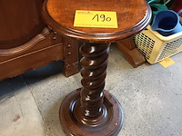 Lot 190 - planten staander - afbeelding 1 van  3