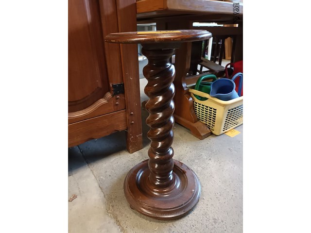 Lot 190 - planten staander - afbeelding 3 van  3