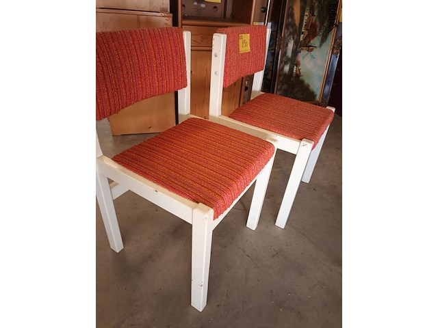 Lot 190 - vintage stoelen. 2 stuks - afbeelding 2 van  3