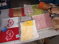 Lot 191 - badlinnen. 10 stuks - afbeelding 1 van  6