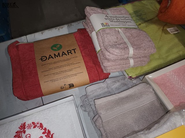 Lot 191 - badlinnen. 10 stuks - afbeelding 3 van  6