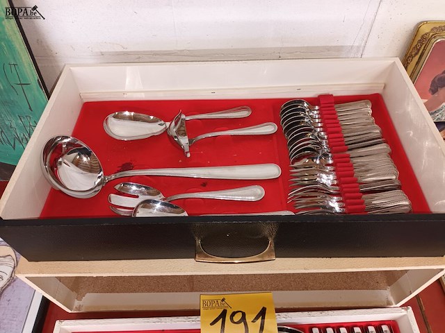 Lot 191 - bestekkoffer - afbeelding 3 van  5