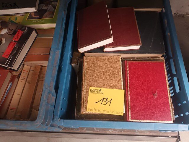 Lot 191 - boeken - afbeelding 1 van  6