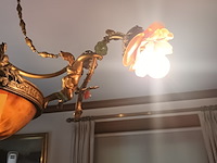 Lot 192 - antiek luster met engeltjes - afbeelding 5 van  7