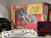 Lot 192 - vieuwmasters 3 stuks en diaschijfjes - afbeelding 1 van  4