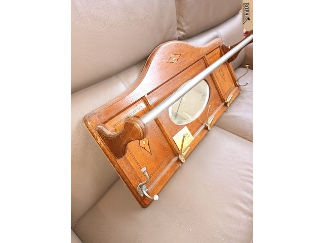 Lot 192 - wand kapstok - afbeelding 2 van  6