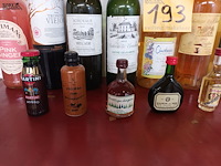 Lot 193 - flessen alcoholische drank. 15 stuks - afbeelding 5 van  5