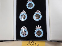 Lot 194 - kistje met 5 medailles 'ministry of transport' - afbeelding 1 van  4