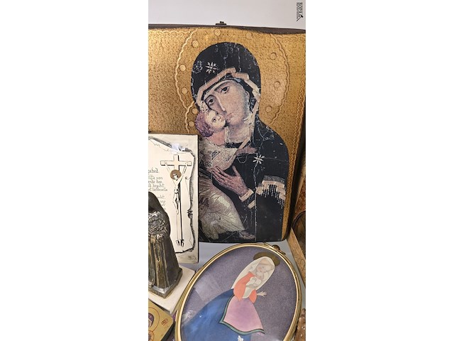 Lot 194 - lot religie, iconen, bijbels... - afbeelding 8 van  11