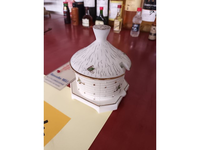 Lot 194 - meli honingpot en thermometer - afbeelding 3 van  5