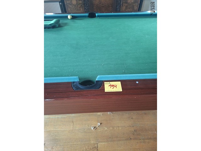 Lot 194 - pool tafel - afbeelding 2 van  3