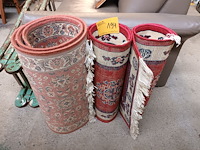 Lot 194 - tapijten. 3 stuks - afbeelding 1 van  4